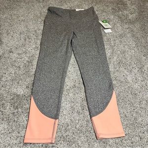 NWT Gaiam Om-Dri Om Hi Rise Femme Colorblock Capri Leggings - XS